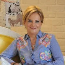Op. Dr. Sibel Malkoç — Kadın Hastalıkları Ve Doğum, Beşiktaş, İstanbul. Portre fotoğrafı.