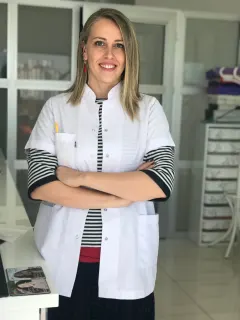 Dr. Dt. Özge Batmaz profilinde yer alan galeri fotoğrafı.