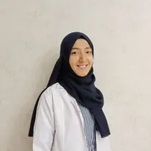 Dyt. Meryem Güler — Diyetisyen, Konya. Portre fotoğrafı.