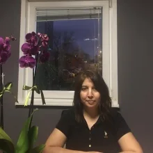 Uzm. Fzt. Fatma Yüksek — Fizyoterapi Ve Rehabilitasyon, İstanbul. Portre fotoğrafı.