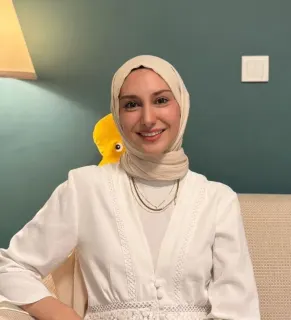 Dkt. Yeşim Merve Karadağ profilinde yer alan galeri fotoğrafı.