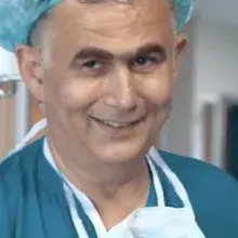 Prof. Dr. Mehmet Kaplan — Kalp Ve Damar Cerrahisi, Kadıköy, İstanbul. Portre fotoğrafı.