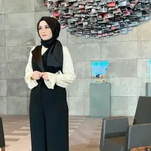 Uzm. Psk. Esra Elitaş Karaca — Psikoloji, İstanbul. Portre fotoğrafı.