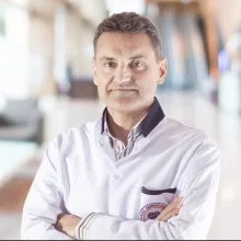 Prof. Dr. Ahmet Baltalarlı — Kalp Ve Damar Cerrahisi, Denizli. Portre fotoğrafı.