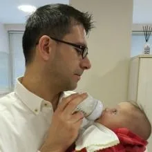 Uzm. Dr. Bülent Öztürk — Çocuk Sağlığı Ve Hastalıkları, Bursa. Portre fotoğrafı.