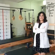Fzt. Fatma Özcan — Fizyoterapi Ve Rehabilitasyon. Portre fotoğrafı.