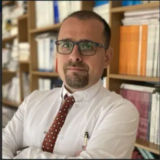 Prof. Dr. İsmail Cem Sormaz profilinde yer alan galeri fotoğrafı.