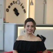 Dr. Burcu Karslı Yener — Gaziantep. Portre fotoğrafı.