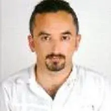 Dr. Dt. ibrahim Ersoy — İzmir. Portre fotoğrafı.