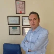 Prof. Dr. Zeki Yıldırım — Göğüs Hastalıkları, Yenimahalle, Ankara. Portre fotoğrafı.