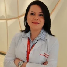 Uzm. Dr. Fatma Demircan — Anesteziyoloji Ve Reanimasyon, Bahçelievler, İstanbul. Portre fotoğrafı.