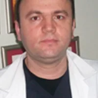 Op. Dr. Sertan Çakmak — Kadın Hastalıkları Ve Doğum, Şahinbey, Gaziantep. Portre fotoğrafı.