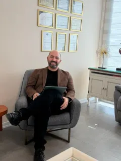 Doç. Dr. İbrahim Gündoğmuş profilinde yer alan galeri fotoğrafı.