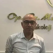Op. Dr. Muhsin Tatoğlu — Eskişehir. Portre fotoğrafı.