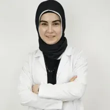 Dt. Sedanur Demir Aksoy — Diş Hekimi, Ankara. Portre fotoğrafı.