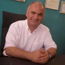 Uzm. Dr. Çetin Özkan — Psikiyatri, Antalya. Portre fotoğrafı.