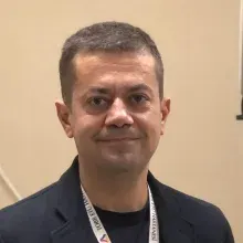 Doç. Dr. Muhammet Yener Akpınar — Gastroenteroloji, Keçiören, Ankara. Portre fotoğrafı.