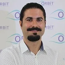 Op. Dr. Eser Çatal — Göz Hastalıkları, Muratpaşa, Antalya. Portre fotoğrafı.