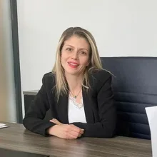 Uzm. Dr. Seval Erpolat — Dermatoloji, Ankara. Portre fotoğrafı.