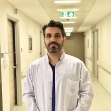 Doç. Dr. Kenan Cantekin — Kocaeli. Portre fotoğrafı.