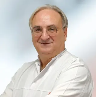 Op. Dr. İhsan Önder Albayrak profilinde yer alan galeri fotoğrafı.