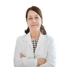 Uzm. Dr. Hülya Serinsöz — Endokrinoloji Ve Metabolizma Hastalıkları, Yüreğir, Adana. Portre fotoğrafı.