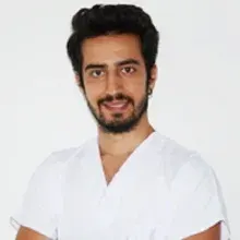 Dt. Emre Siyabend Konyar — Diş Hekimi, Selçuklu, Konya. Portre fotoğrafı.