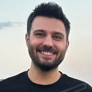Dt. Faruk Tahsin Işıklar — Diş Hekimi, Şahinbey, Gaziantep. Portre fotoğrafı.
