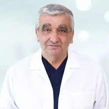 Op. Dr. Mustafa Nalcı — Kadın Hastalıkları Ve Doğum, Muratpaşa, Antalya. Portre fotoğrafı.