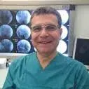 Uzm. Dr. Cevat Bayrak — Radyoloji, Şişli, İstanbul. Portre fotoğrafı.