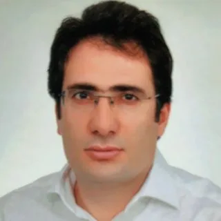 Op. Dr. İrfan Zengin — Beyin Ve Sinir Cerrahisi, Şanlıurfa. Portre fotoğrafı.