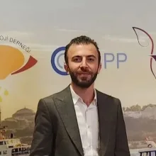 Dr. Öğr. Üyesi Yusuf Ziya Kızıldemir — Kadın Hastalıkları Ve Doğum, Şanlıurfa. Portre fotoğrafı.