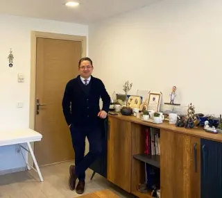 Doç. Dr. Selahattin Özyürek profilinde yer alan galeri fotoğrafı.