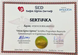 Ayşenur Bekaroğlu profilinde yer alan galeri fotoğrafı.