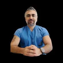 Prof. Dr. Tolga Aksu — Kardiyoloji, Küçükçekmece, İstanbul. Portre fotoğrafı.