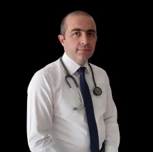 Uzm. Dr. Baki Doğan — Gaziantep. Portre fotoğrafı.