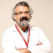 Dr. Öğr. Üyesi Levent Akyıldız — Göğüs Hastalıkları, Diyarbakır. Portre fotoğrafı.
