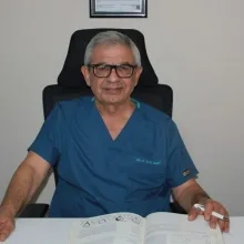 Uzm. Dr. Tayfur Saygılı — Kadın Hastalıkları Ve Doğum, Hatay. Portre fotoğrafı.