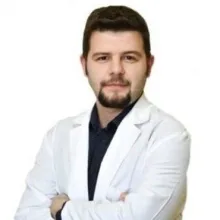 Dyt. Şahin Soykan — Diyetisyen, İstanbul. Portre fotoğrafı.