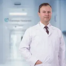 Prof. Dr. Berkant Kaderli — Göz Hastalıkları, Nilüfer, Bursa. Portre fotoğrafı.