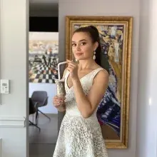 Dyt. Merve Sayın — Diyetisyen, İstanbul. Portre fotoğrafı.