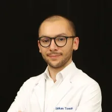 Dyt. Doğukan Tosun — Diyetisyen. Portre fotoğrafı.