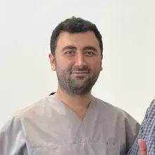 Uzm. Dr. Sedat Öztürk — Van. Portre fotoğrafı.
