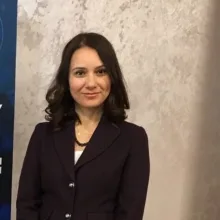 Prof. Dr. Sevcan Karakoç — Çocuk ve Ergen Psikiyatrisi, İstanbul. Portre fotoğrafı.