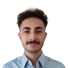 Dyt. Semi Ensar Öztürk — Diyetisyen. Portre fotoğrafı.