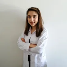 Dyt. Büşra Tavlayan — Diyetisyen, Kayseri. Portre fotoğrafı.