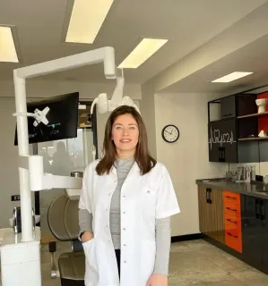 Dr. Dt. Seda Deniz Kalkan profilinde yer alan galeri fotoğrafı.