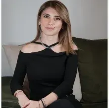 Psk. Buse Tarımoğlu — Psikoloji, İstanbul. Portre fotoğrafı.
