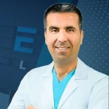 Op. Dr. Necdet Özer — Kulak Burun Boğaz, Bursa. Portre fotoğrafı.