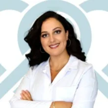 Op. Dr. Elif Ozan Şahin — Kadın Hastalıkları Ve Doğum, Ankara. Portre fotoğrafı.